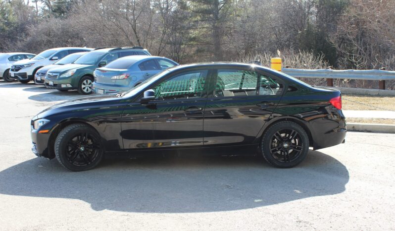 
								2015 BMW 320i XDRIVE full									