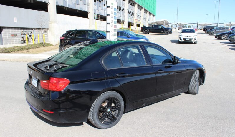 
								2015 BMW 320i XDRIVE full									