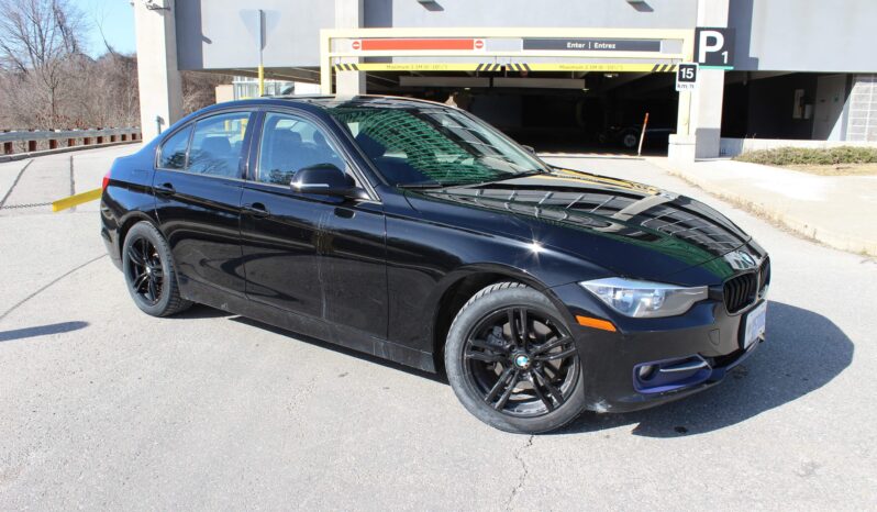 
								2015 BMW 320i XDRIVE full									