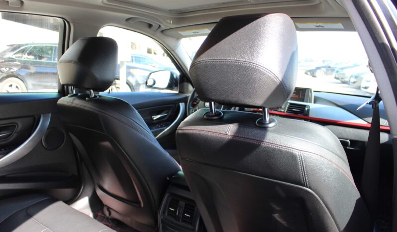 
								2015 BMW 320i XDRIVE full									