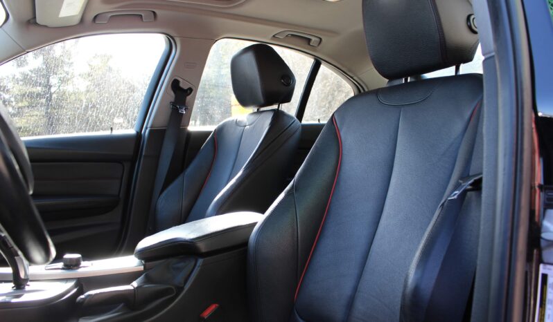 
								2015 BMW 320i XDRIVE full									