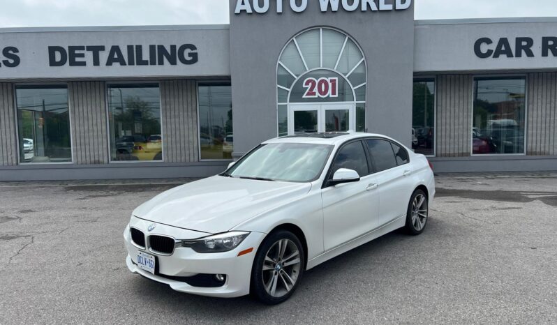 
								2015 BMW 320i XDRIVE full									