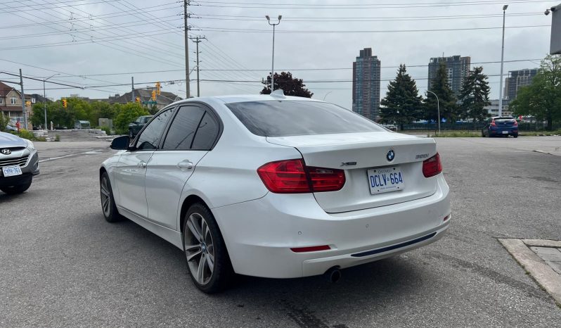 
								2015 BMW 320i XDRIVE full									