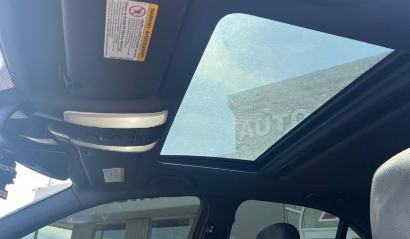 
								MERCEDES BENZ C300 2013 full									