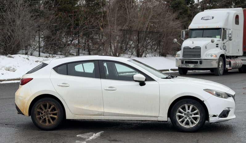 
								2014 Mazda 3 Hatchback full									