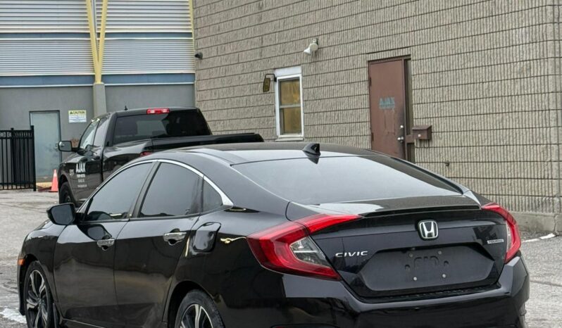 
								2016 Honda Civic full									