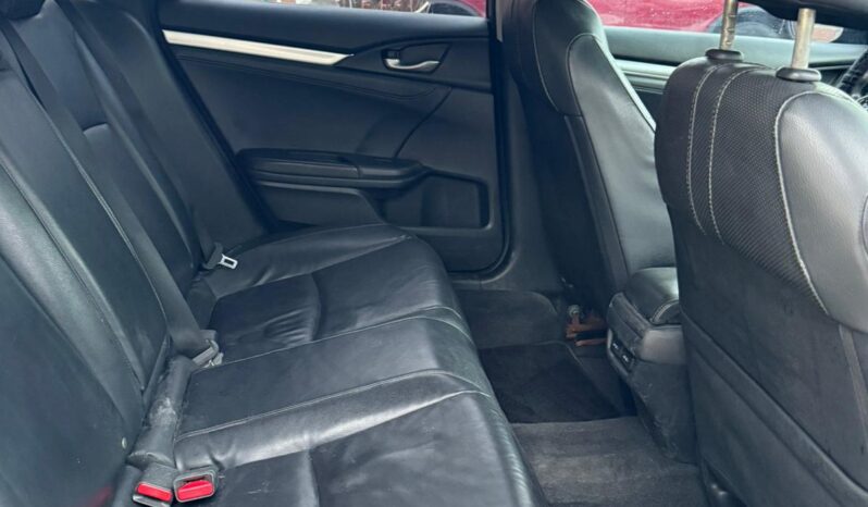 
								2016 Honda Civic full									