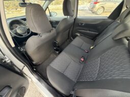 
										2014 Toyota Yaris LE full									