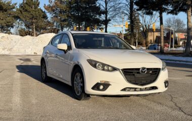 2014 Mazda 3 Hatchback