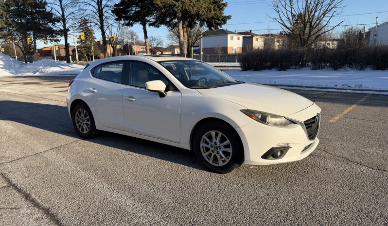 
								2014 Mazda 3 Hatchback full									