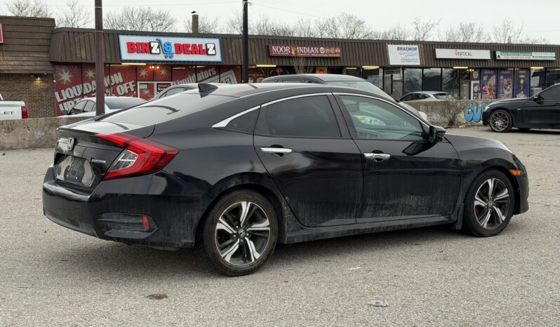 
								2016 Honda Civic full									