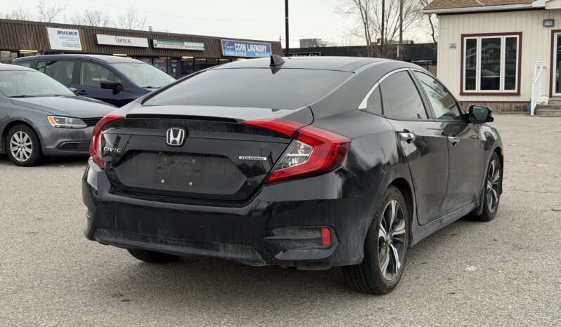 
								2016 Honda Civic full									