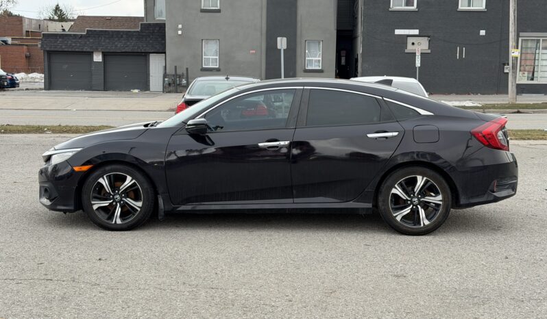 
								2016 Honda Civic full									