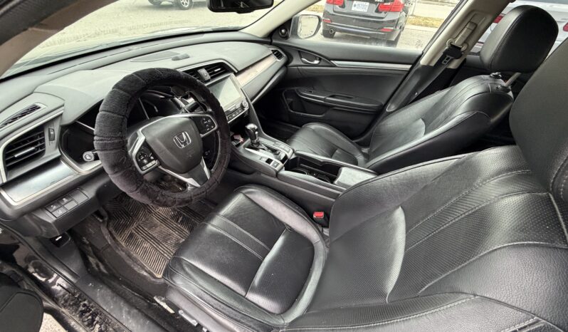 
								2016 Honda Civic full									