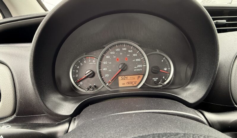 
								2014 Toyota Yaris full									