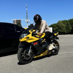 
										2003 Suzuki GSX-R750 full									