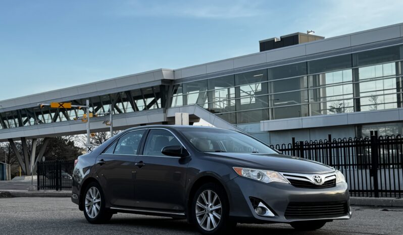 
								2014 Toyota Camry XLE full									