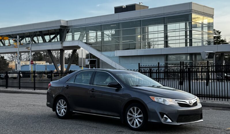 
								2014 Toyota Camry XLE full									