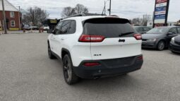 
										2015 Jeep Cherokee Latitude full									