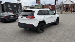 
										2015 Jeep Cherokee Latitude full									