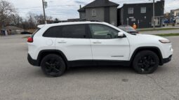 
										2015 Jeep Cherokee Latitude full									