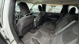 
										2015 Jeep Cherokee Latitude full									