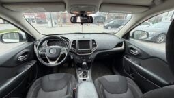 
										2015 Jeep Cherokee Latitude full									