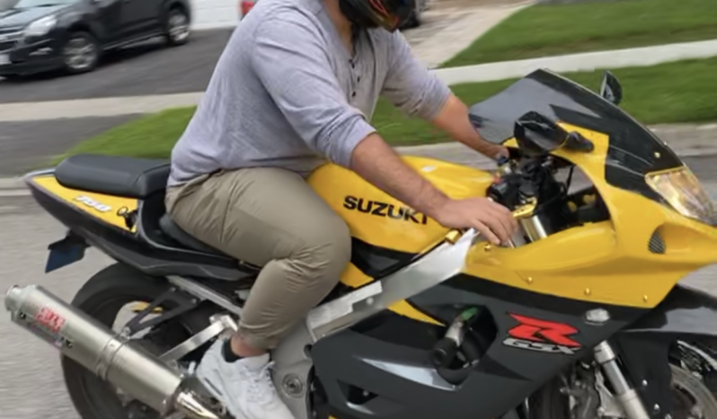 
								2003 Suzuki GSX-R750 full									