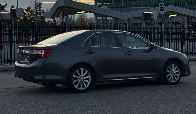 
								2014 Toyota Camry XLE full									