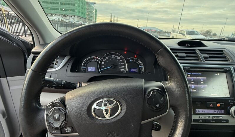 
								2014 Toyota Camry XLE full									
